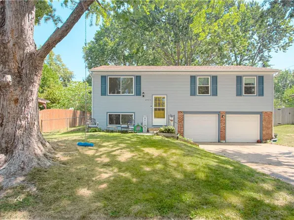 3903 S Marshall Dr, Independence, MO 64055