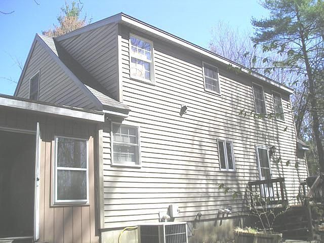 2nd image of 28 Symonds Rd