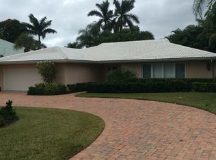 517 Turtle Hatch Ln, Naples, FL 34103