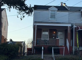 818 Division Ave NE, Washington, DC 20019