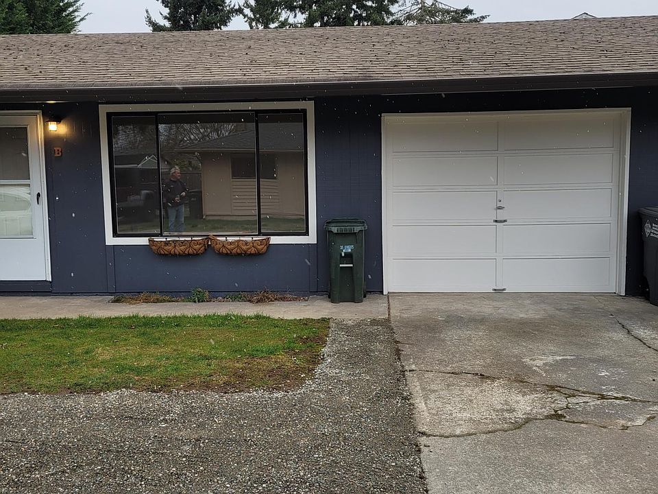 1st image of 713 13th St SE #B