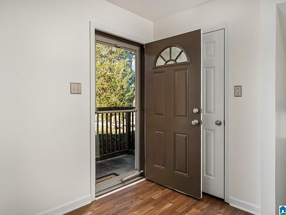 5th image of 115 Mimosa Dr