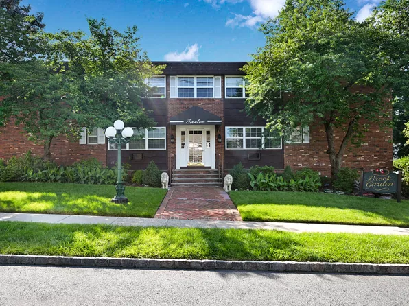 12 Brookside Ave #16, Caldwell, NJ 07006