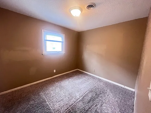 711 W Church St #6 — Photo 7