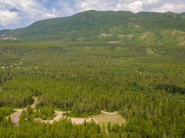 779 Moose Xing, Columbia Falls, MT 59912