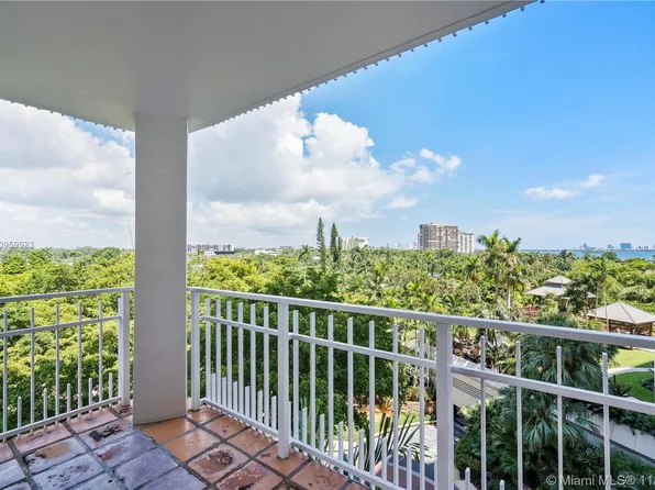 1000 Quayside Ter APT 709, Miami, FL 33138