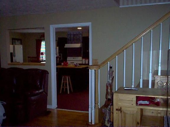 5th image of 1225 Fox Chase Rd