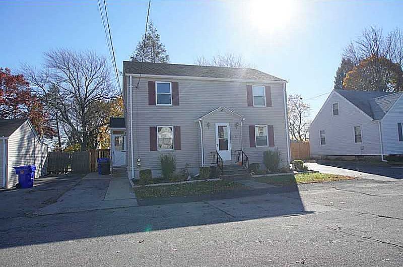 1st image of 25 Columbus Ave