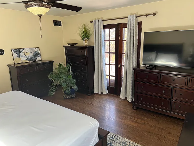 1360 Monaco Pkwy — Photo 30