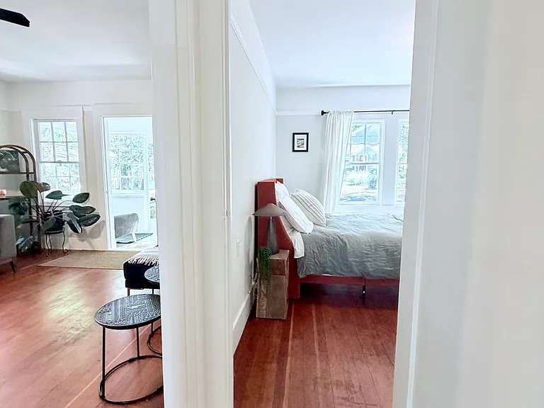 111 C St — Photo 13