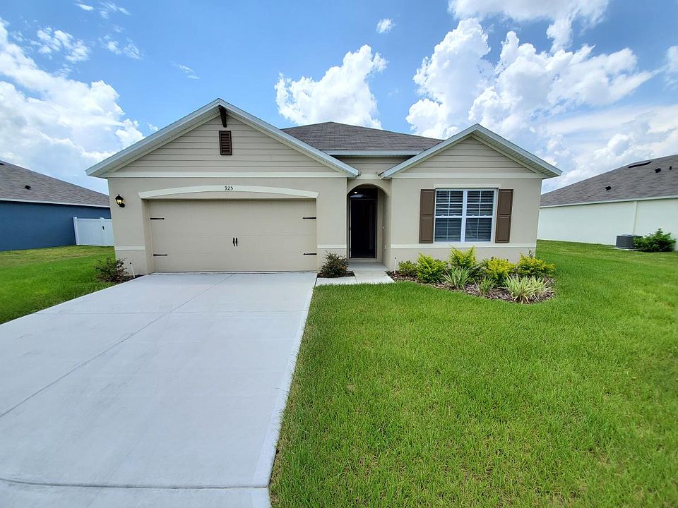 1st image of 925 Summer Glen Dr