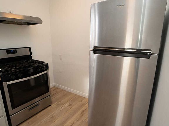 5th image of 629 W 56th St #631