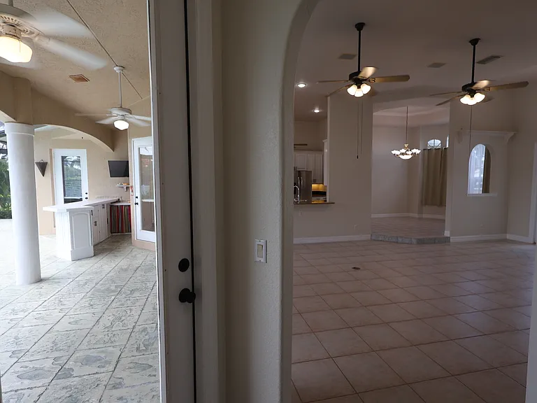 4905 Sands Blvd — Photo 26