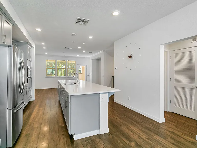 1543 Rucker Pl — Photo 6