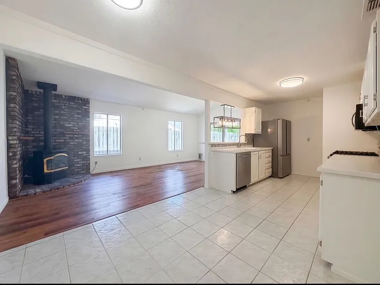 7224 Regard Way — Photo 1