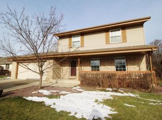920 E Drexel Ave, Oak Creek, WI 53154