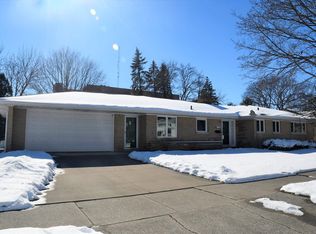 2108 11th St, Bay City, MI 48708