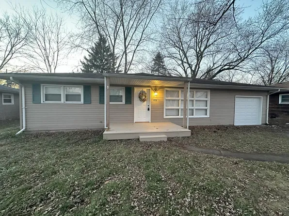 652 N Guyer St, Hobart, IN 46342