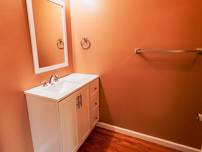 300 Macclelland Ave — Photo 11