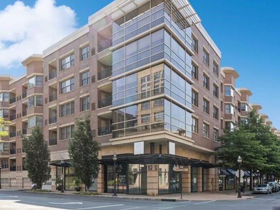 1st image of 20 Port Imperial Ave #324