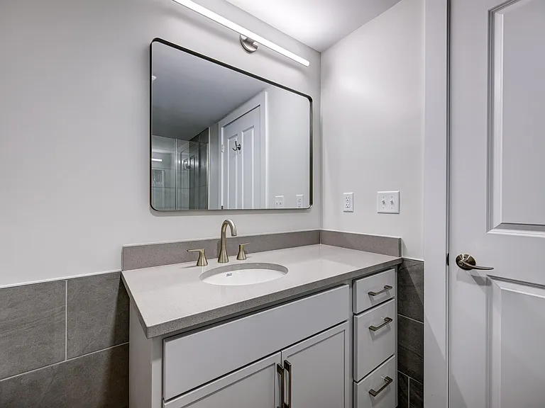 2059 Lafayette Rd #201 — Photo 18
