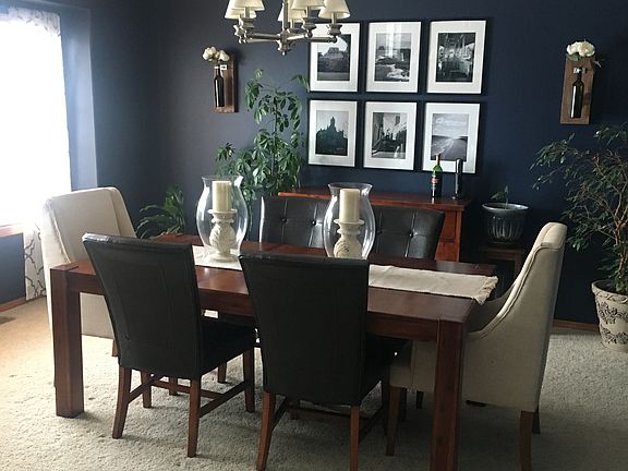 Formal dining/living room