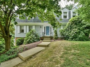 2529 Country Side Ln, Wexford, PA