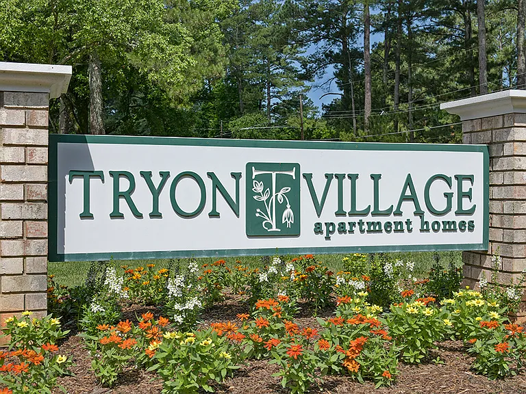 Welcome to Tryon Village