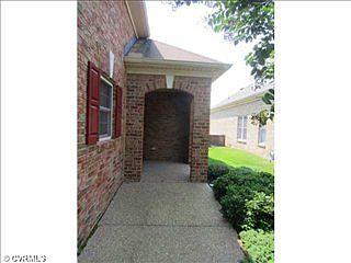 3rd image of 5012 Parkcrest Ct