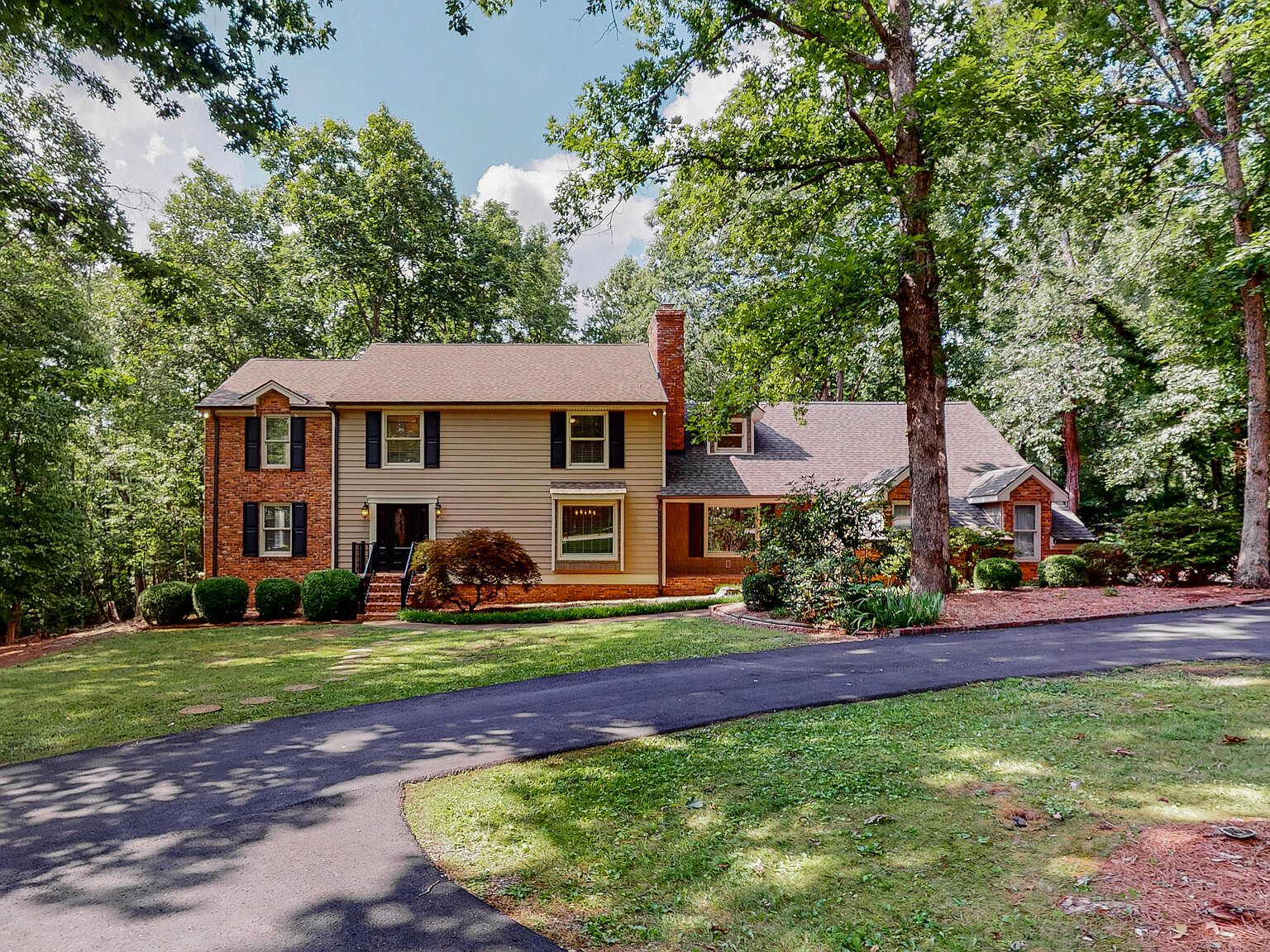 924 Arden Way, Signal Mountain, TN 37377 | Zillow