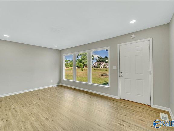3rd image of 1765 Eva Rd