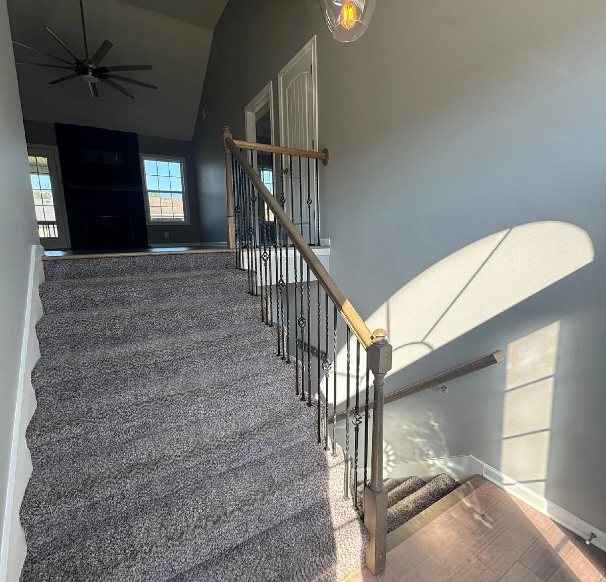 4 bed, 3.0 bath, 2110 sqft, $2,000 — Photo 3