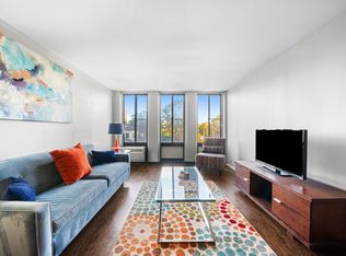 7251 S South Shore Dr APT 19M, Chicago, IL 60649