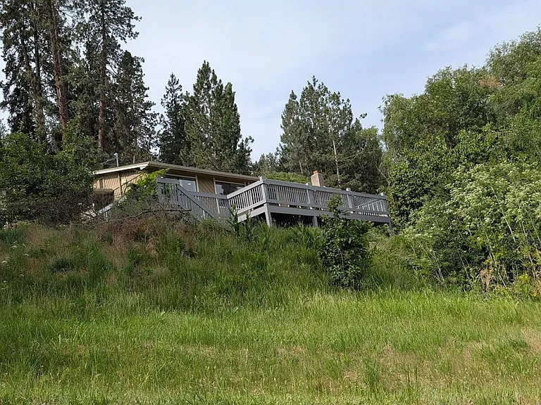 18710 Fernwood Dr — Photo 16