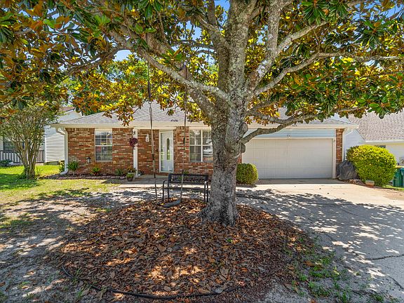 2nd image of 475 Managua Way