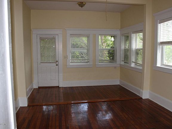 2nd image of 1842 N Laura St