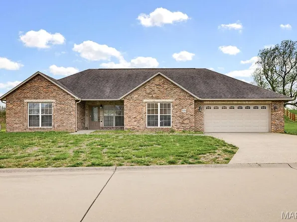 330 Briar Crest Dr, Jackson, MO 63755
