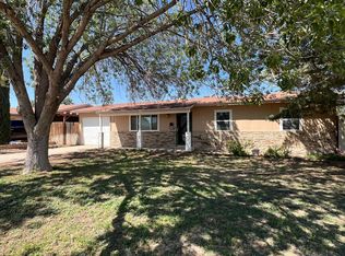 1304 W Bullock Ave, Artesia, NM 88210