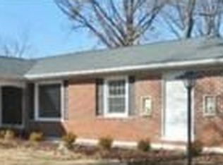 3005 Chadwick Dr, Florissant, MO
