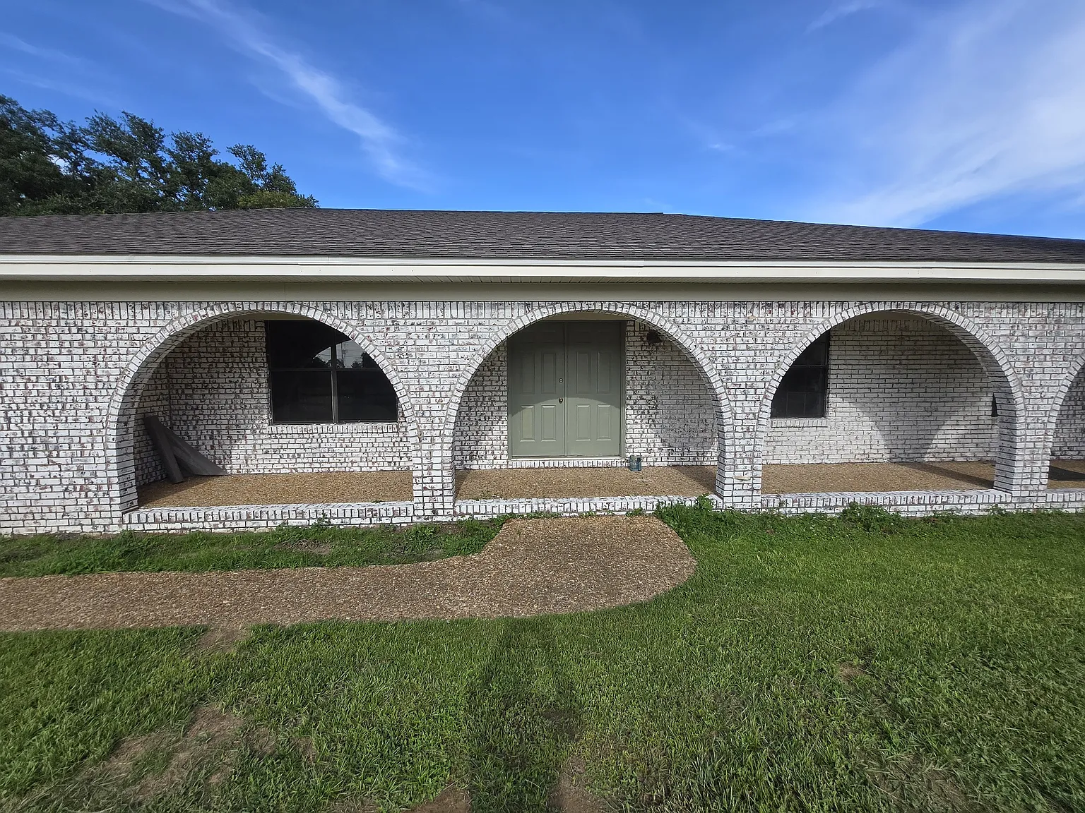 3 bed, 2000 sqft, $2,500 — Photo 4