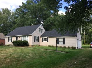 235 S Main St, Hudson, OH 44236