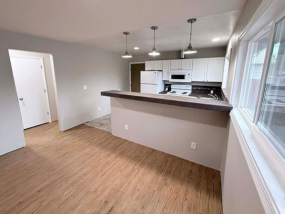 5th image of 9585 SE 41st Ave #9585