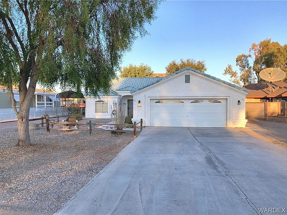1st image of 8144 S Aspen Dr