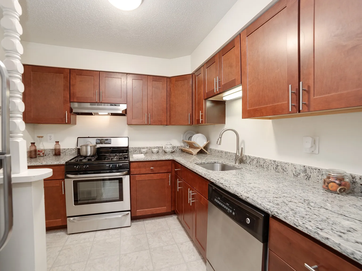 Colony Oaks — Photo 4