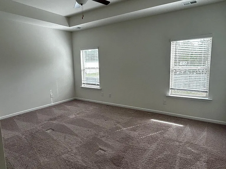 405 Springs Crossing Dr — Photo 15