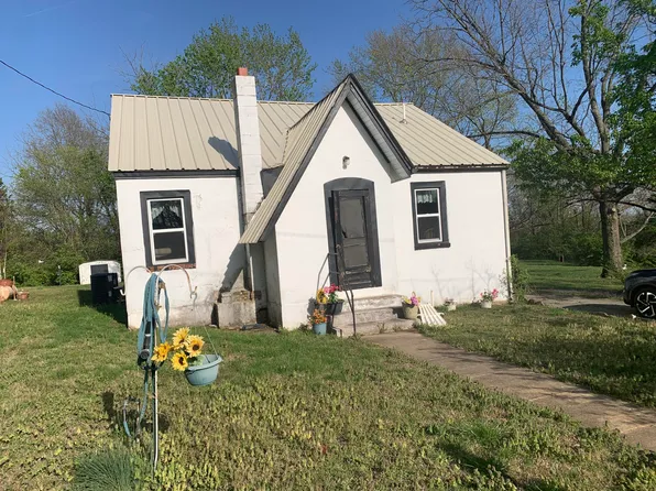 718 Johnson St Street, West Plains, MO 65775