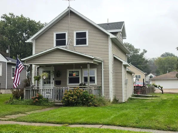 906 Linn St, Atlantic, IA 50022