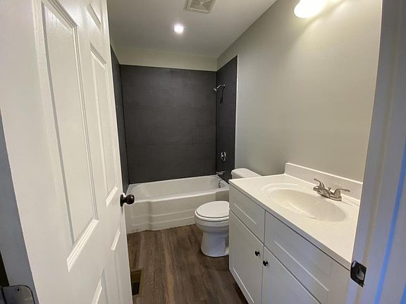2nd image of 115 Dogwood Ln