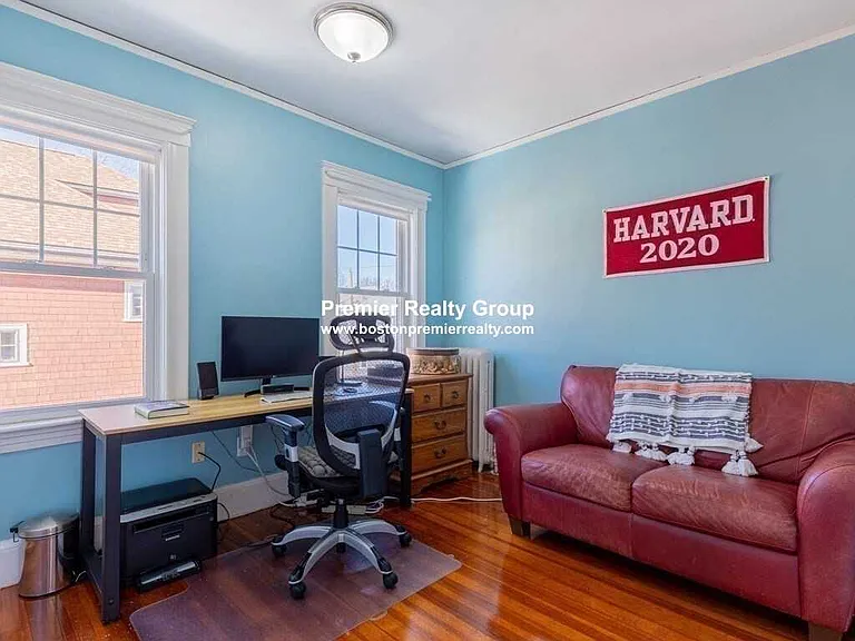 Harvard St — Photo 20