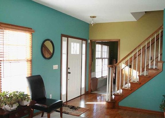 4th image of 1005 White Oak Ln